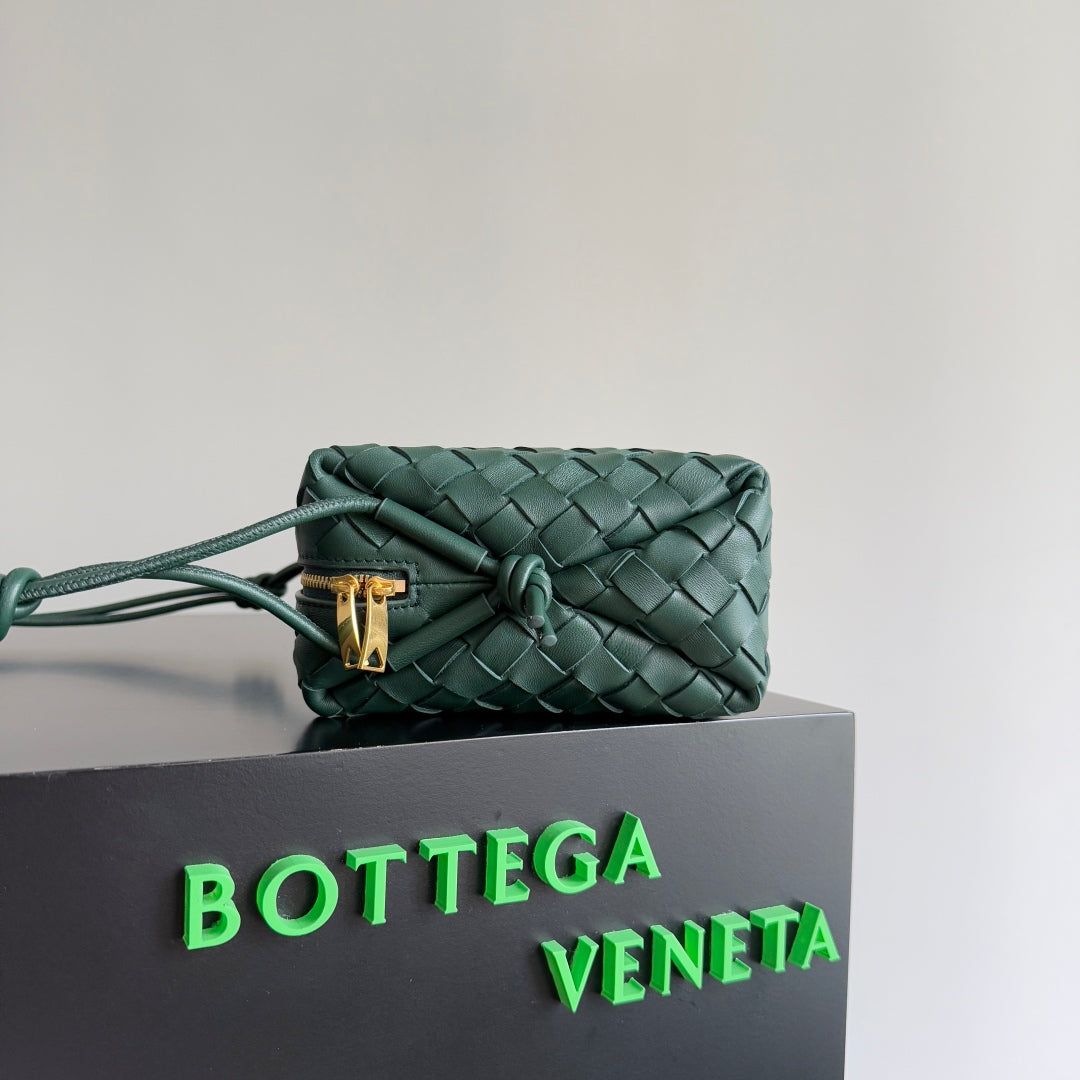 MINI LOOP CAMERA BAG 22 IN DARK GREEN CALFSKIN
