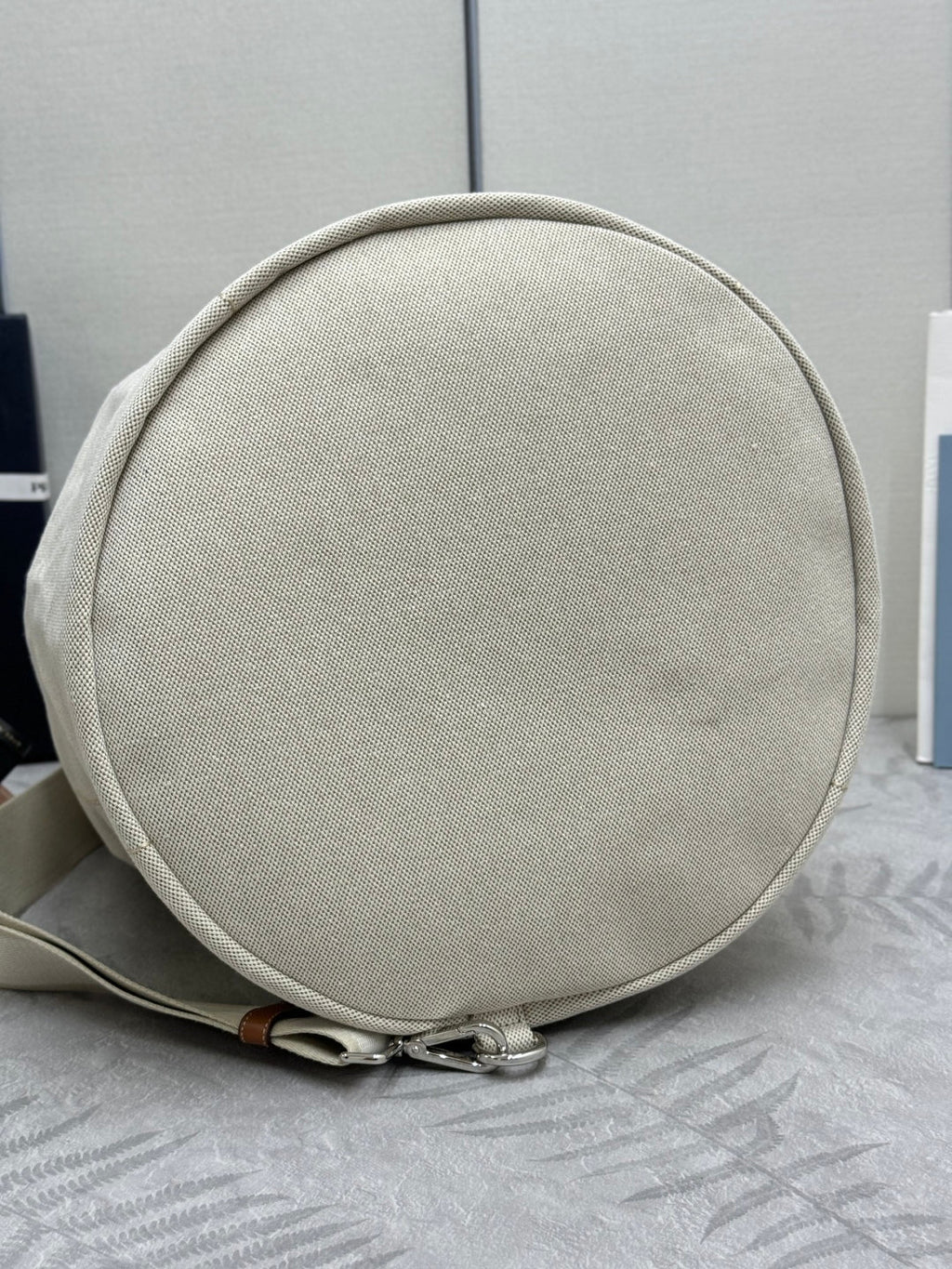 PRADA 25S DRAWSTRING BACKPACK 55 IN BEIGE CANVAS LINEN SILVER HARDWRE