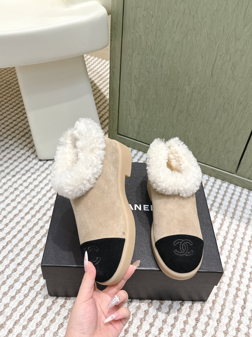 CHANEL 25S SHORT SUEDE BOOTS IN BEIGE AND BLACK WITH SHEEPSKIN LINING