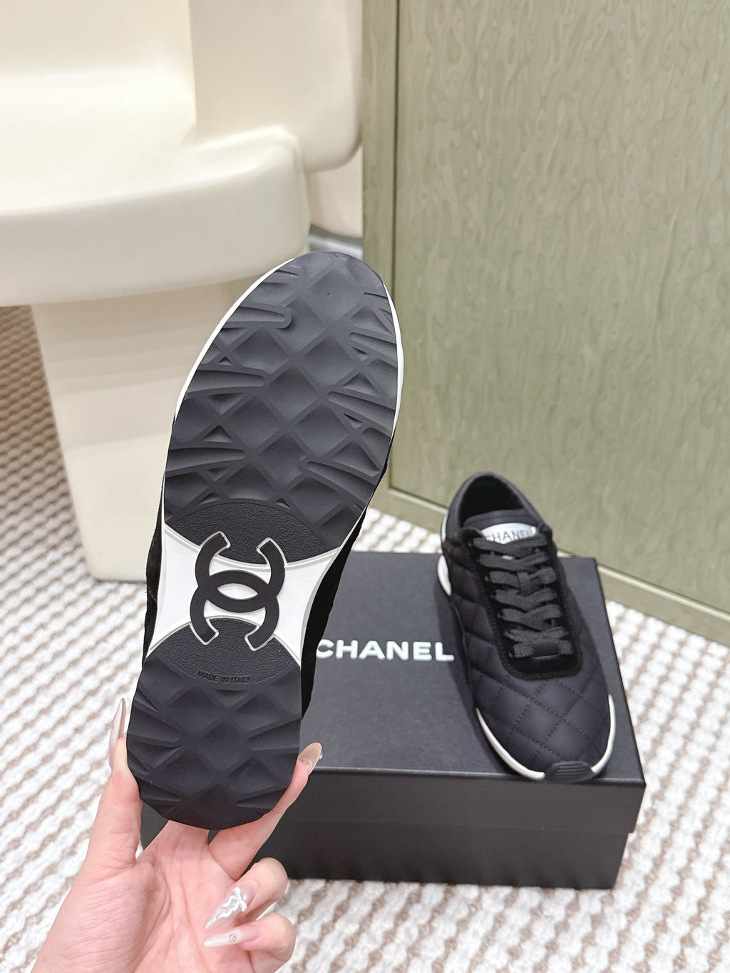 CHANEL 25S SNEAKERS IN BLACK CALFSKIN AND SUEDE