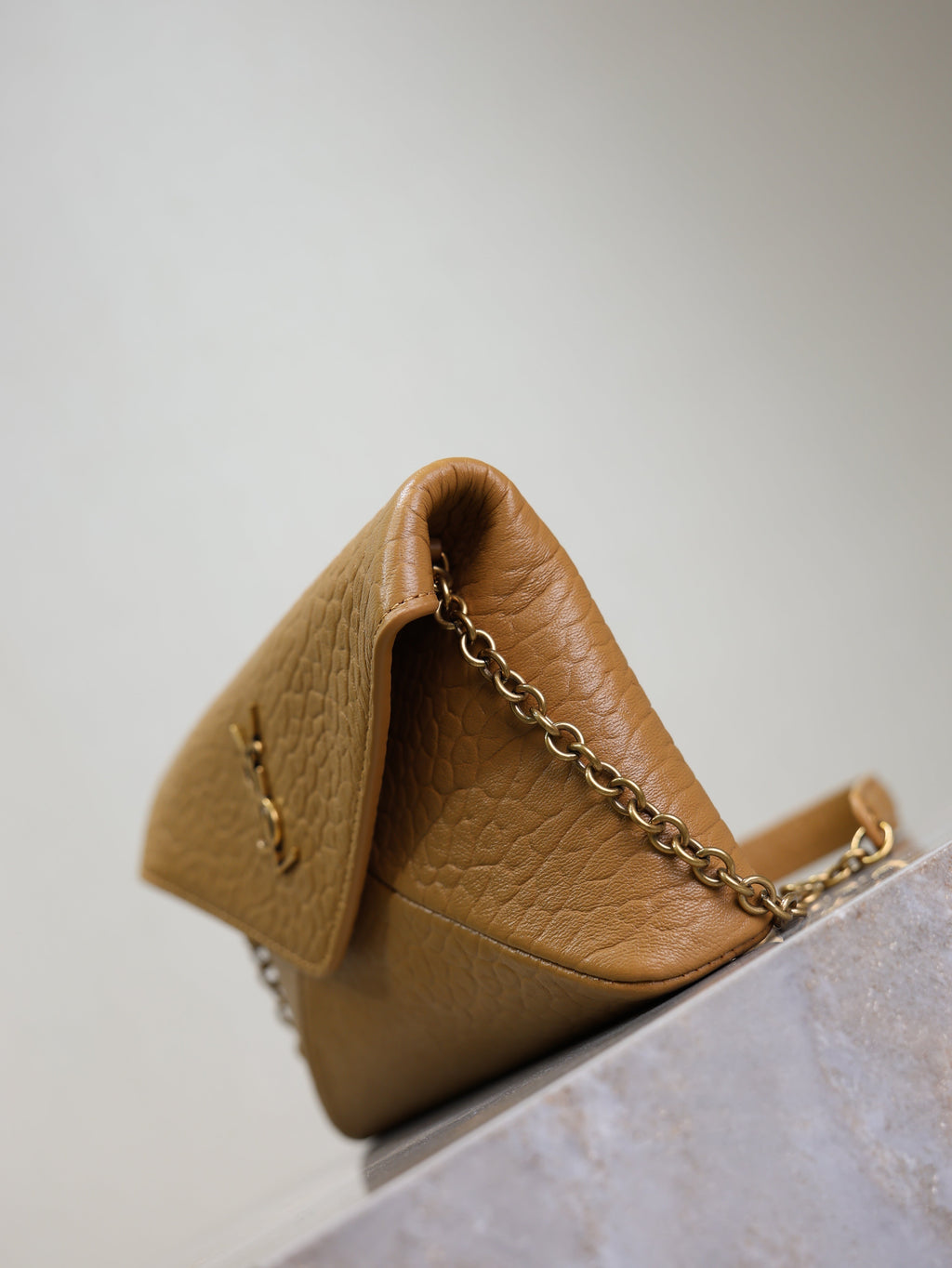 YSL 25S CALYPSO MINI 19 IN CARAMEL LAMBSKIN GOLD HARDWRE