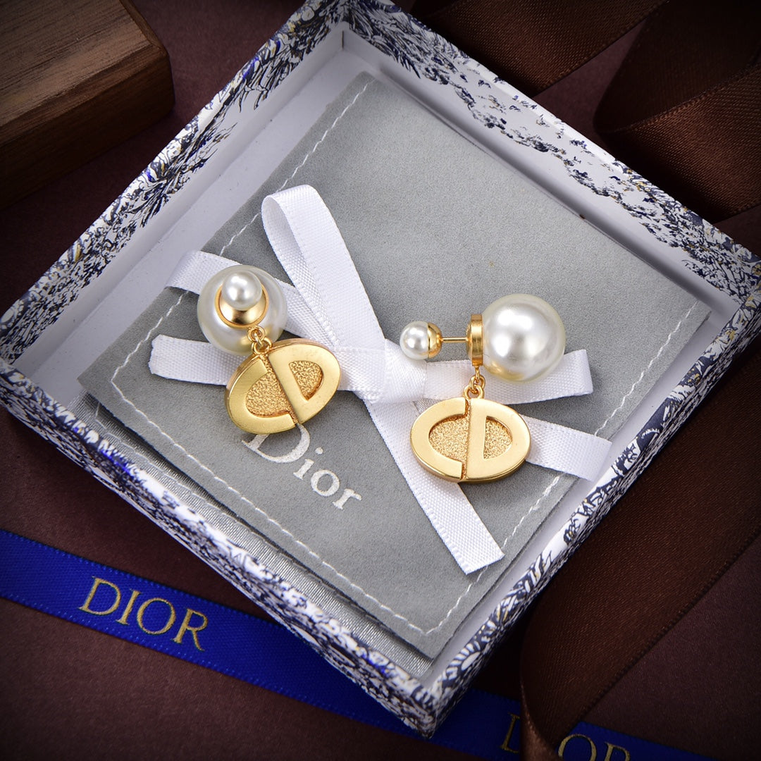 18K Dior Tribales Pearls Earrings
