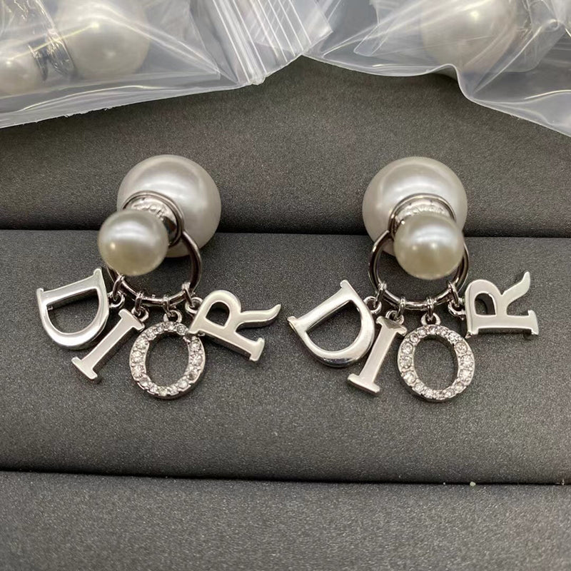 18K Dior Tribales Pearl Earrings
