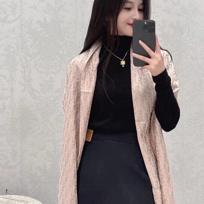 18K Dior Square Necklace