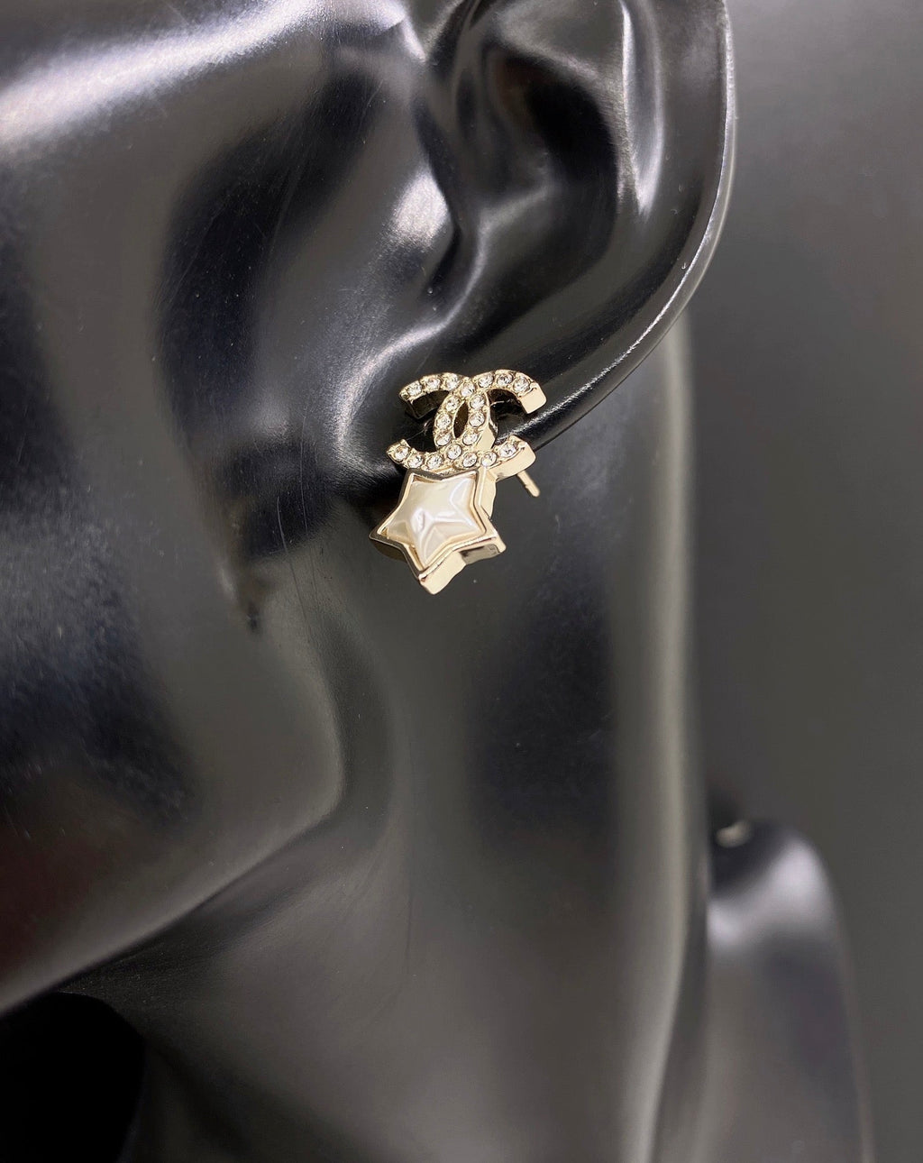 18K  Chanel Star Crystals Earrings
