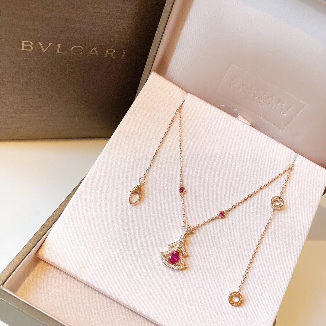 18K BVLGARI Dream Diamond Necklace