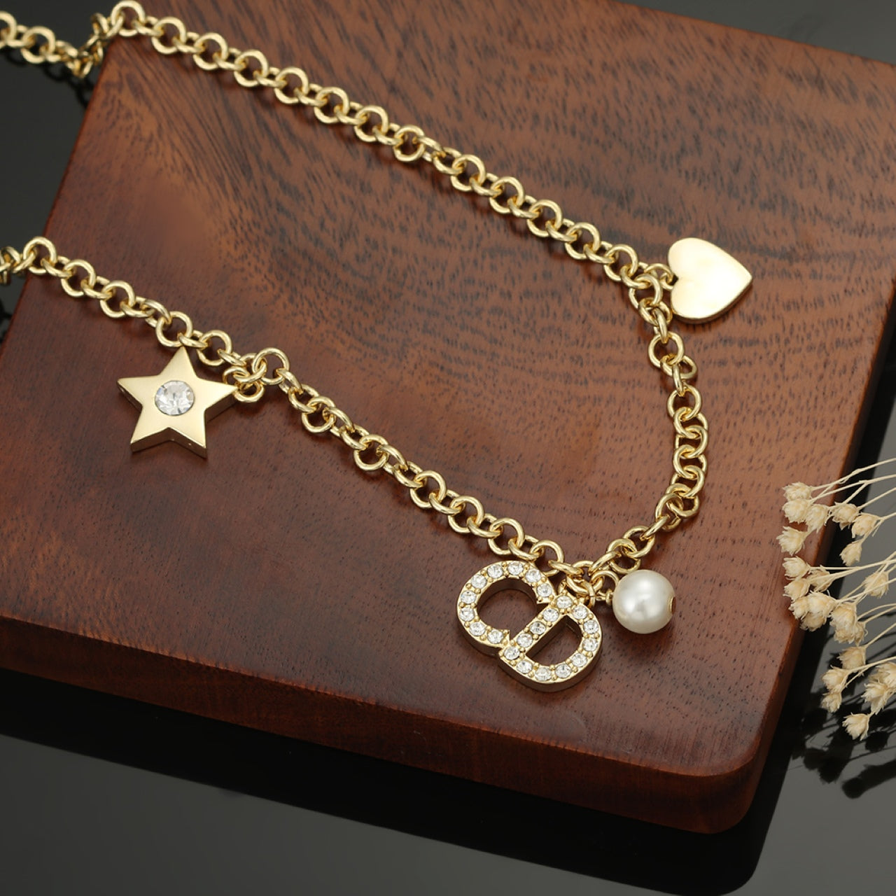 18K Dior 30 Montaigne Necklace