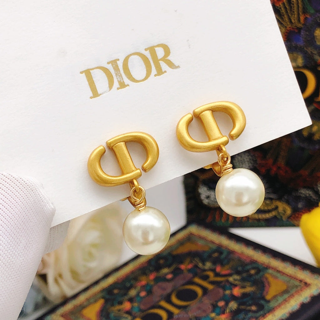 18K Dior Tribales Pearls Earrings