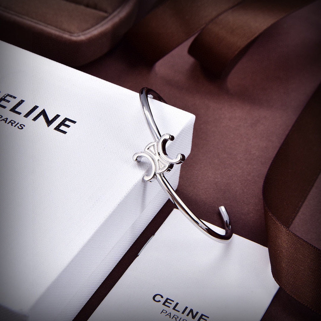 18K Celine Asymmetric Bracelet