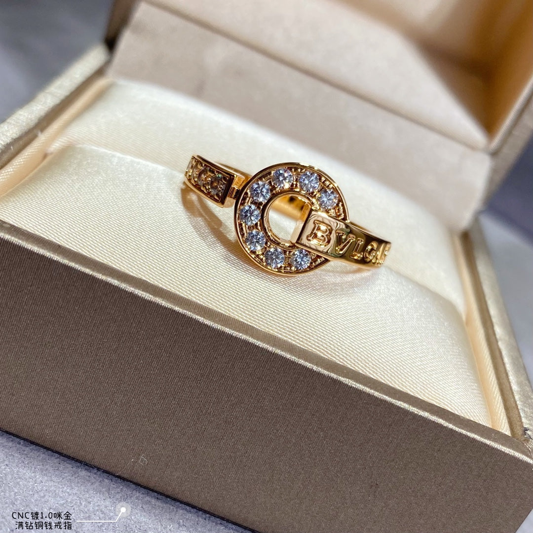 18K BVLGARI Diamond Ring
