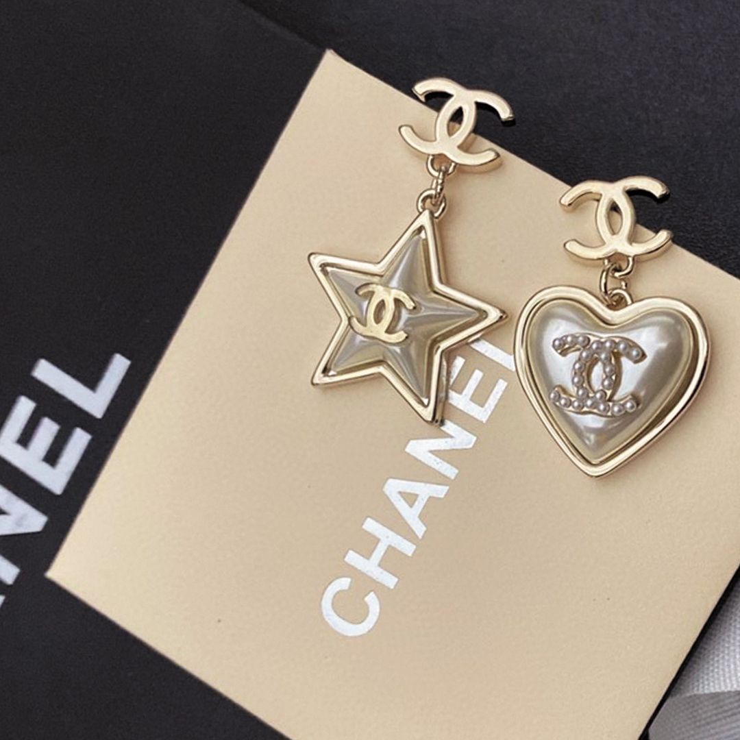 18K  Chanel Heart & Star Earrings