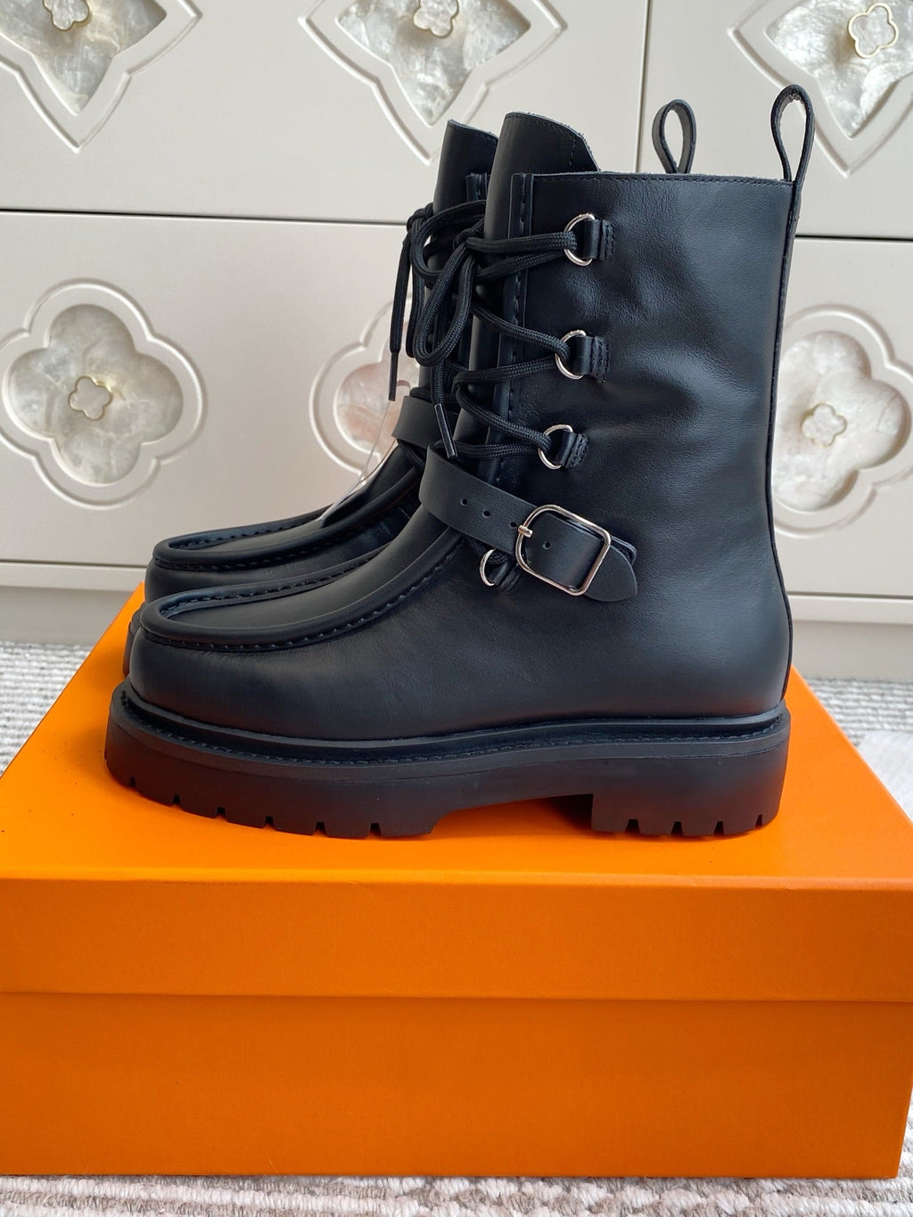 HERMES 25S ANKLE BOOTS IN BLACK LAMBSKIN