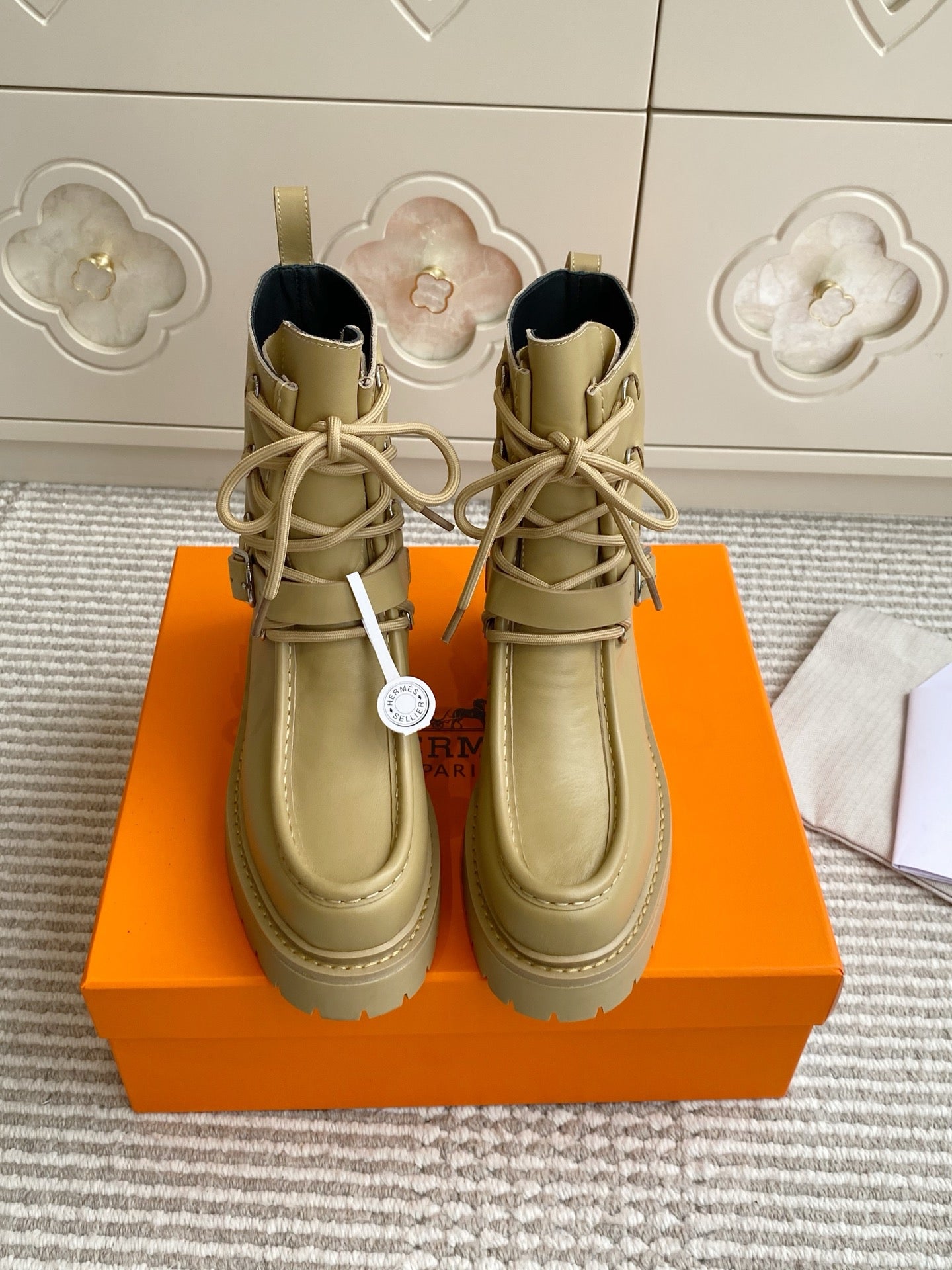 HERMES 25S ANKLE BOOTS IN WARM BEIGE GOLD LAMBSKIN