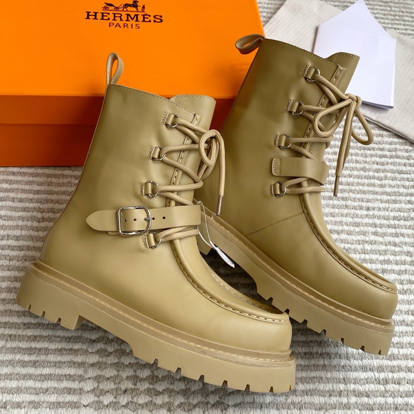 HERMES 25S ANKLE BOOTS IN WARM BEIGE GOLD LAMBSKIN