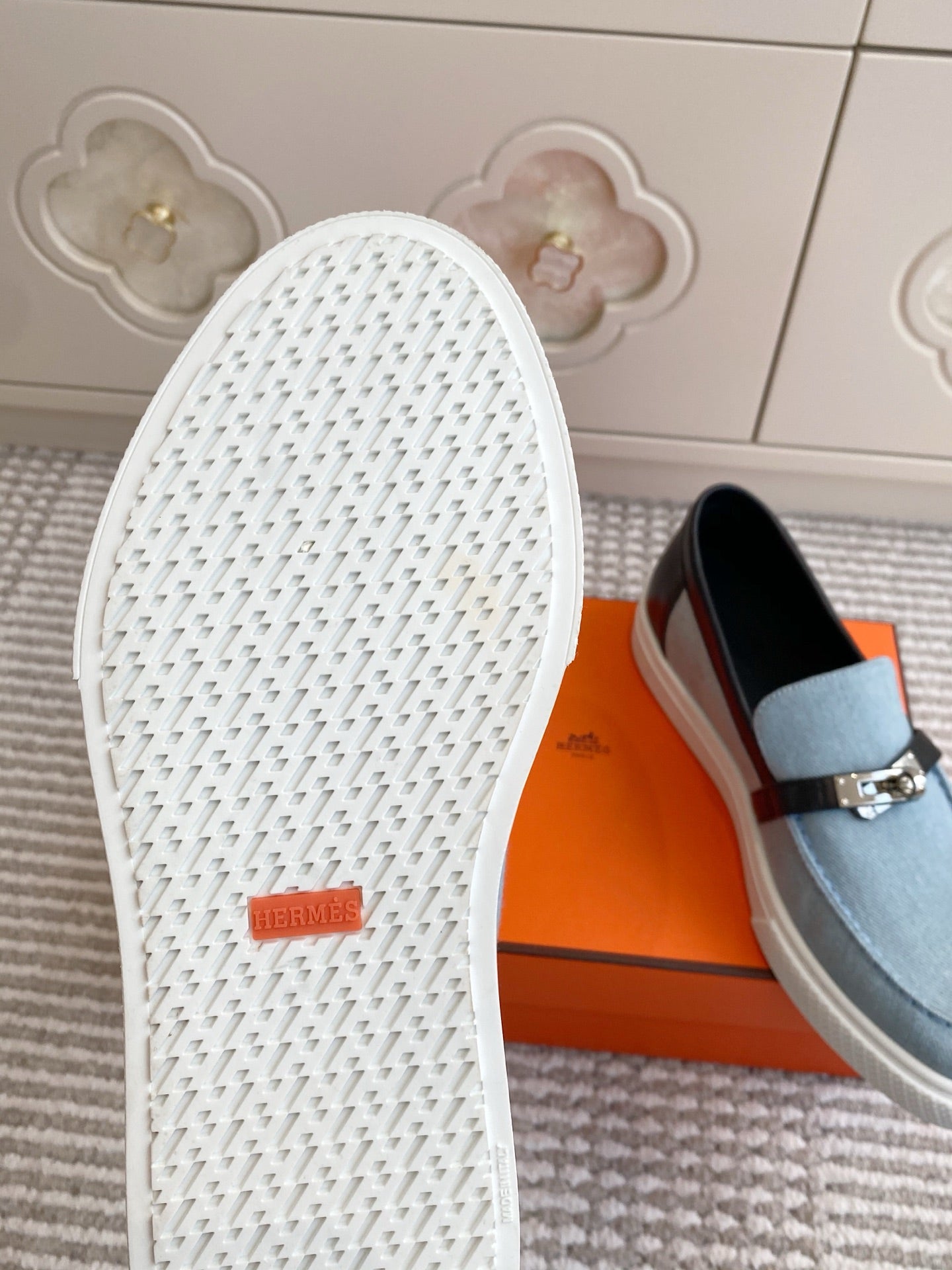 HERMES 25S SLIP-ON IN SKY BLUE CANVAS AND BLACK LAMBSKIN WITH SILVER HARDWARE