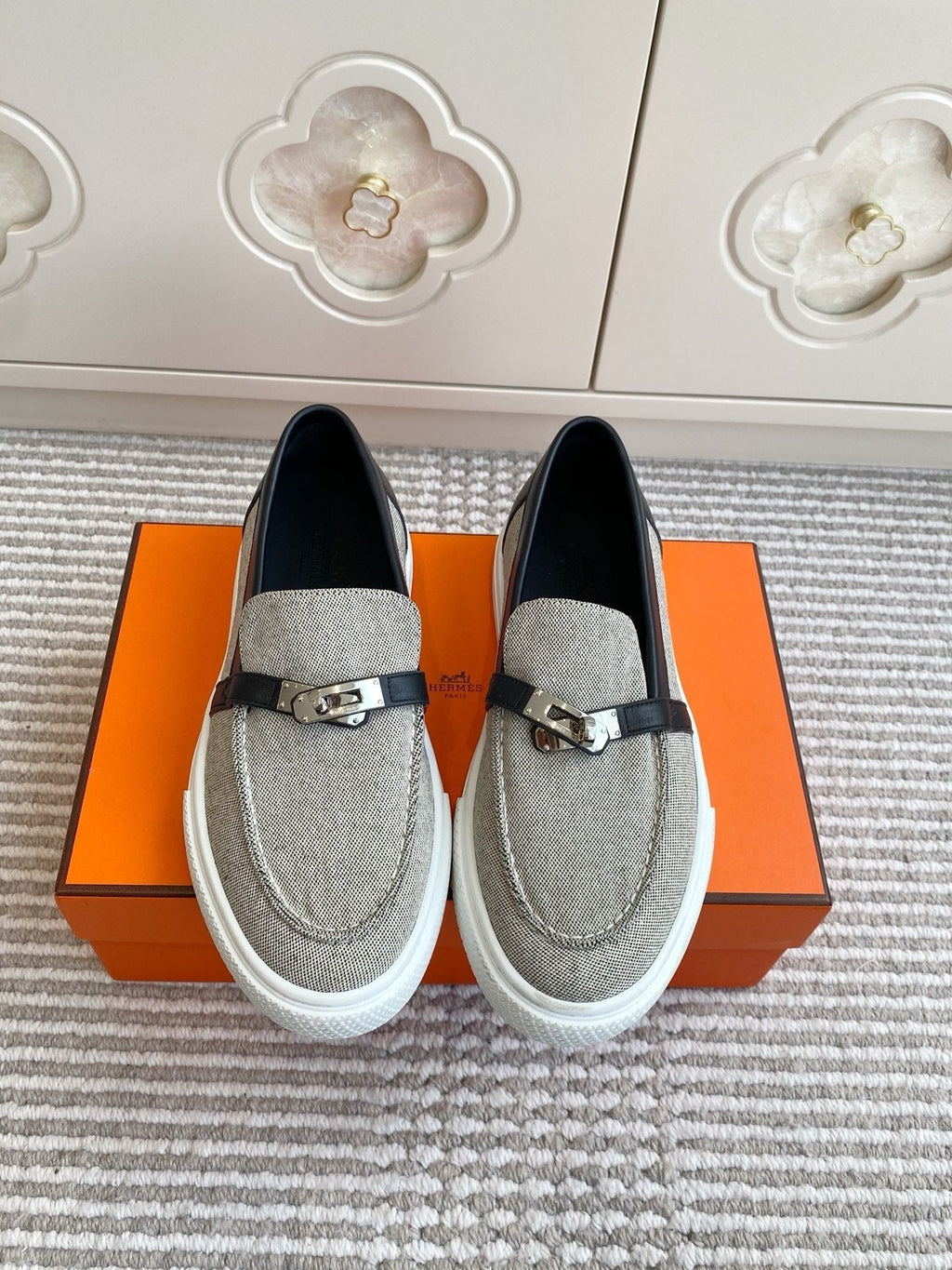 HERMES 25S SLIP-ON IN GREY CANVAS AND BLACK LAMBSKIN WITH SILVER HARDWARE