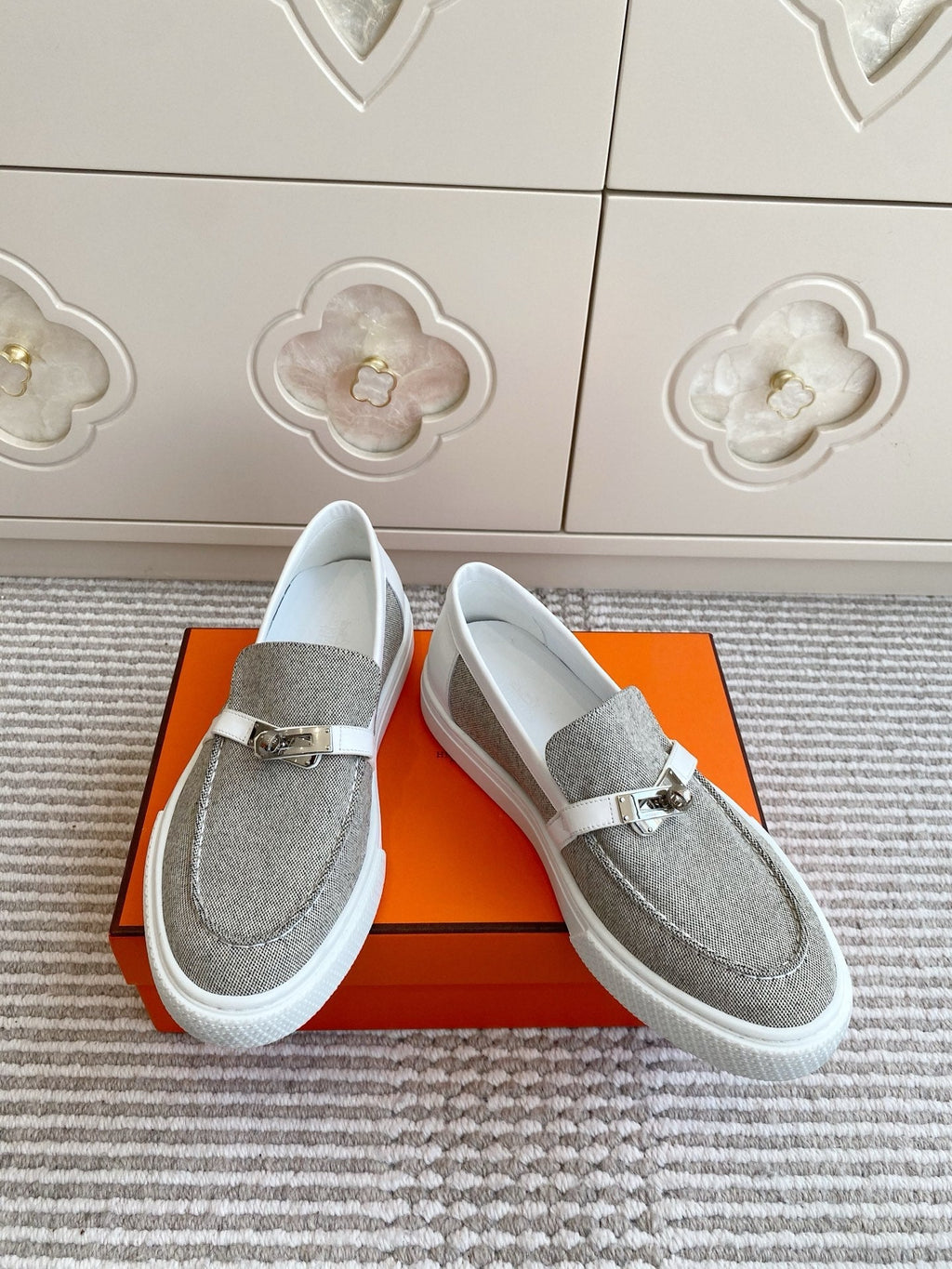 HERMES 25S SLIP-ON IN LIGHT GREY CANVAS WITH SILVER HARDWARE