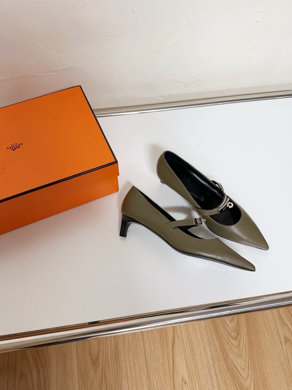 HERMES KIARA FLAT PUMP IN ARMY GREEN CALFSKIN