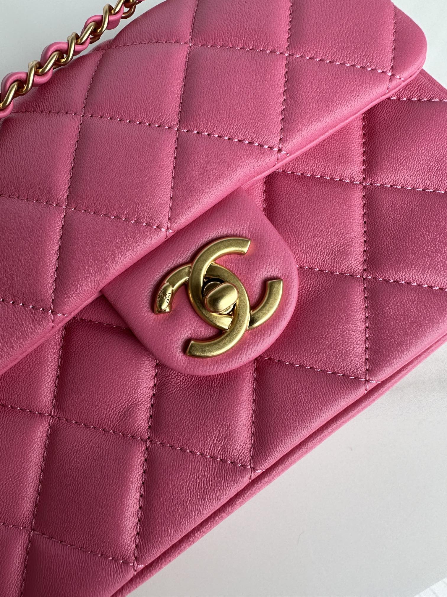 CHANEL SMALL 20 FLAP BAG IN DEEP PINK CALFSKIN