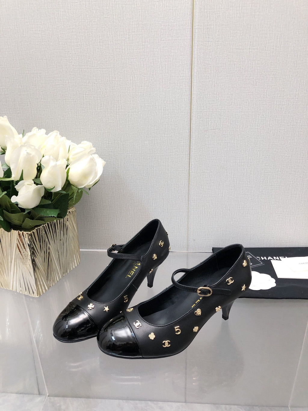 CHANEL MARY JANE BLACK LAMBSKIN ATTACH METAL