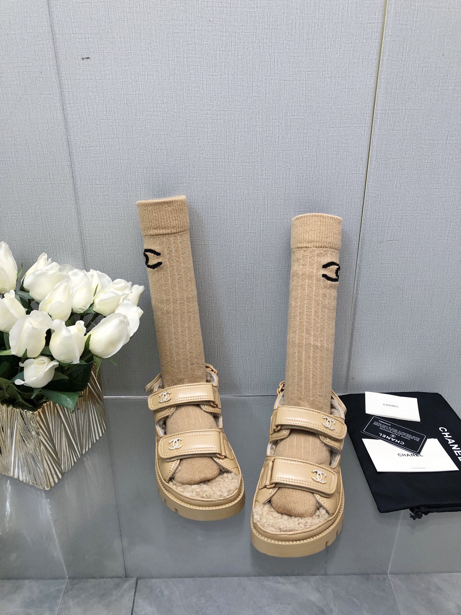 CHANEL DAD SANDAL YELLOW CREAM LAMBSKIN