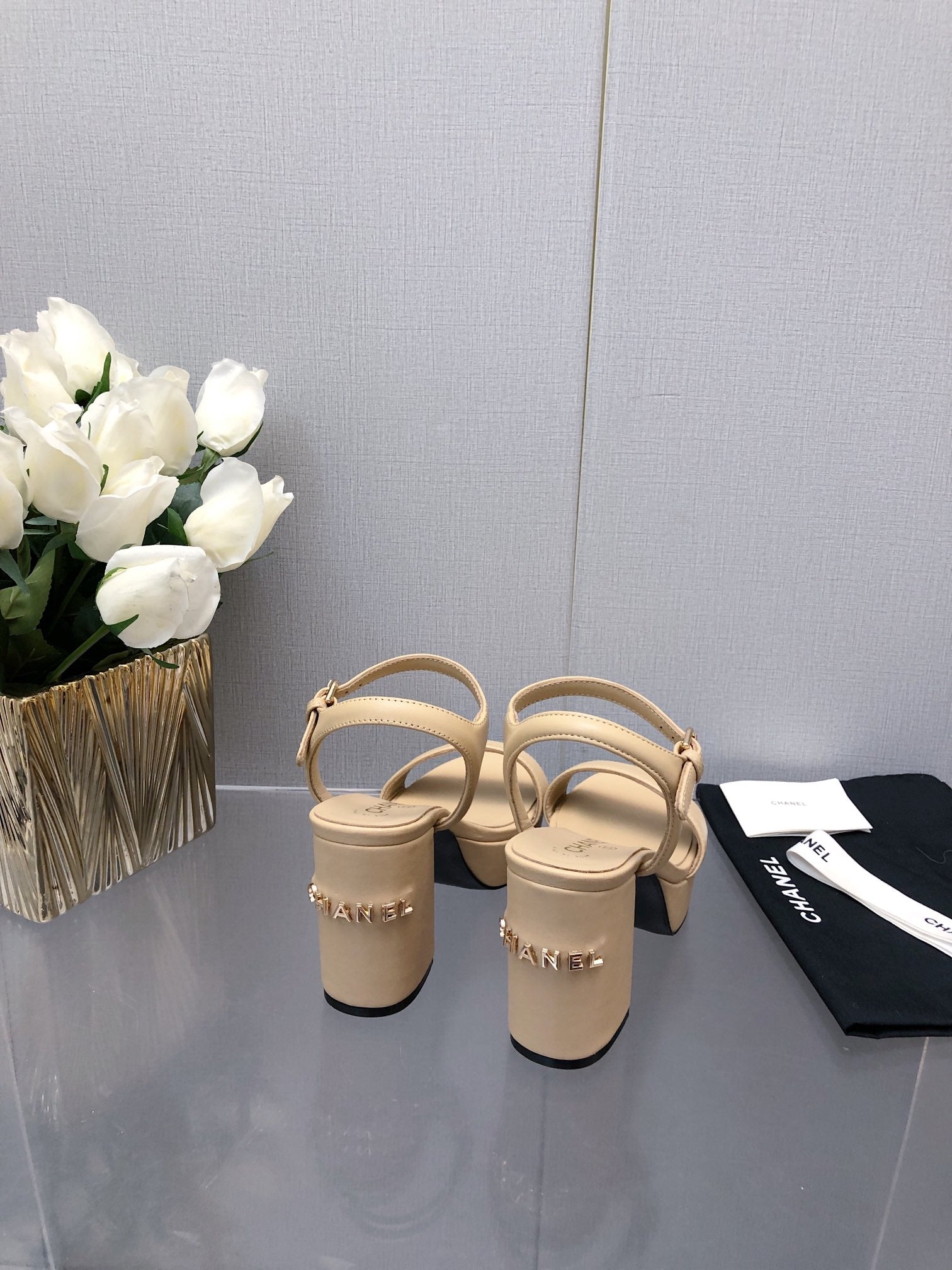 CHANEL BLOCK HEEL 9 CM SANDAL IN SAND BROWN LAMBSKIN