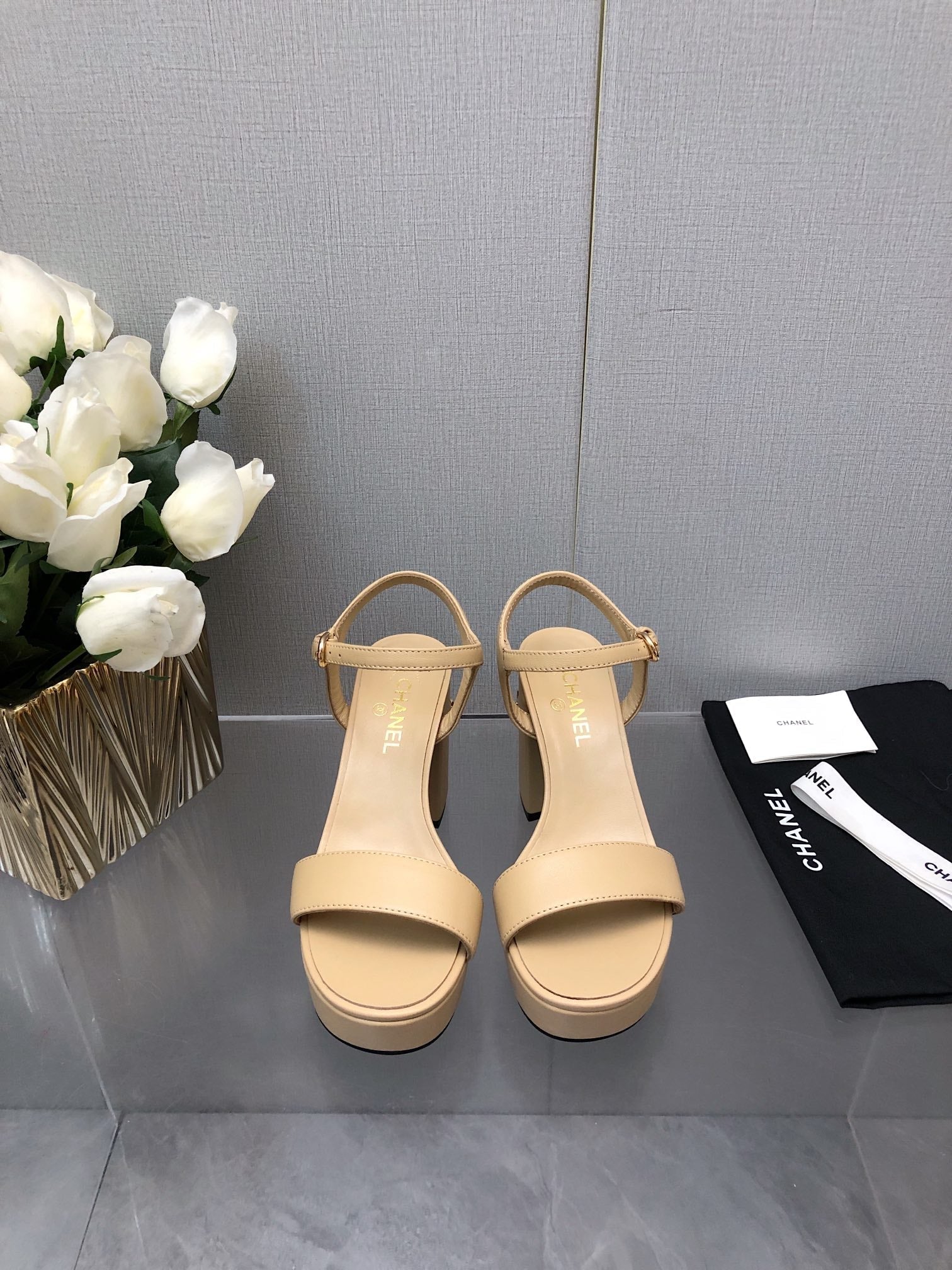 CHANEL BLOCK HEEL 9 CM SANDAL IN SAND BROWN LAMBSKIN