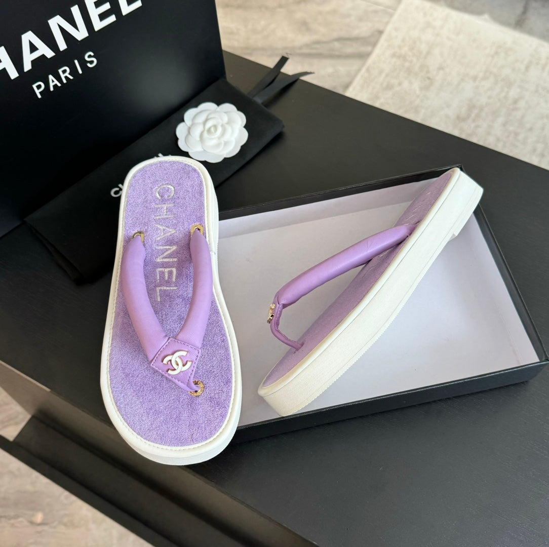 CHANEL Thick-soled Flip-Flops Lambskin Lavender Purple
