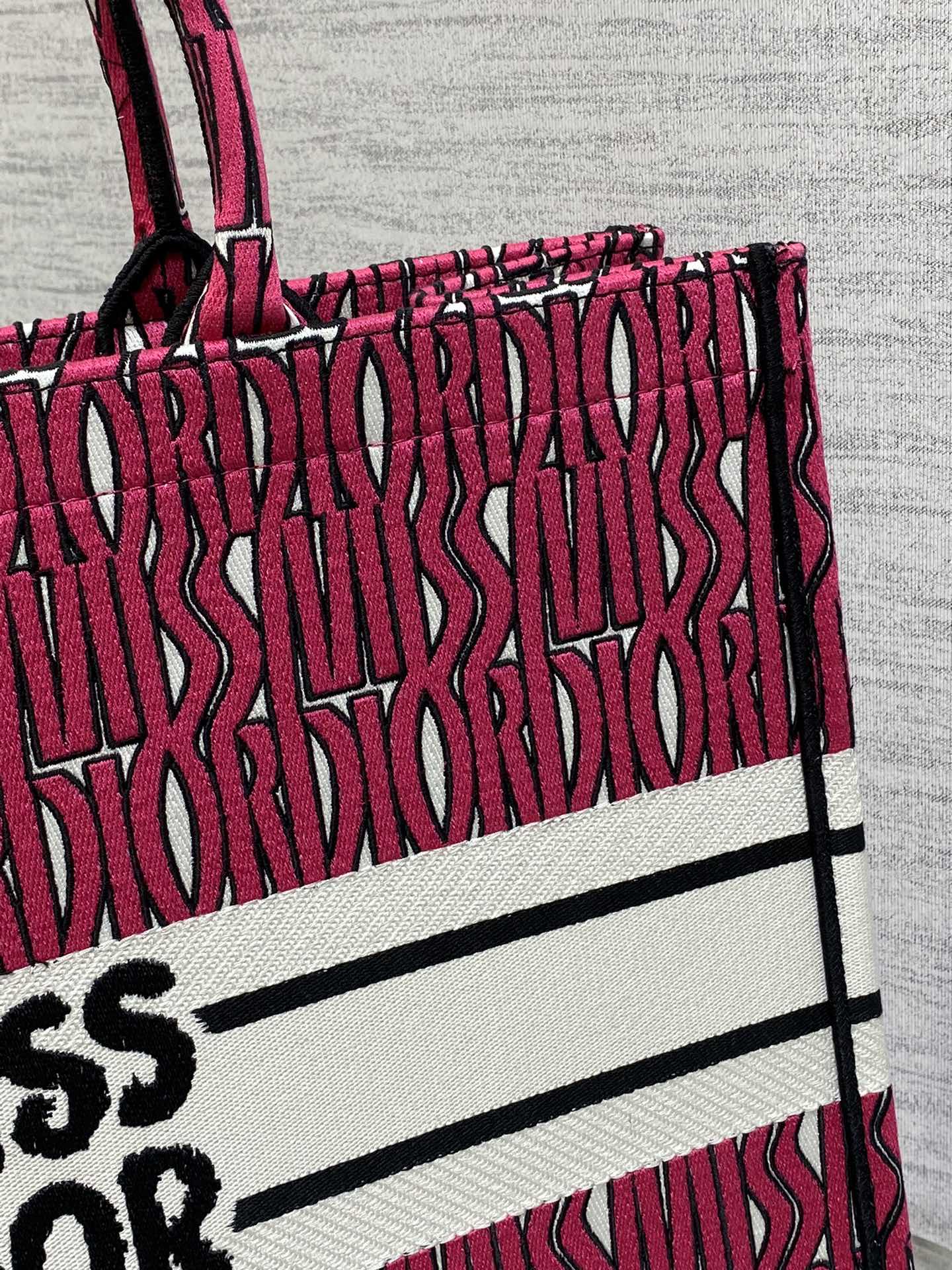 DIOR MISS LARGE TOTE 42 IN MAGENTA PURPLE CANVAS