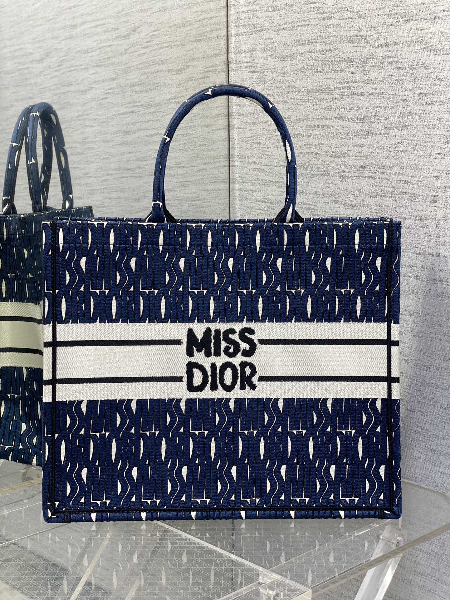 DIOR MISS LARGE TOTE 42 IN WHITE MIX DEEP COVE BLUE CANVAS