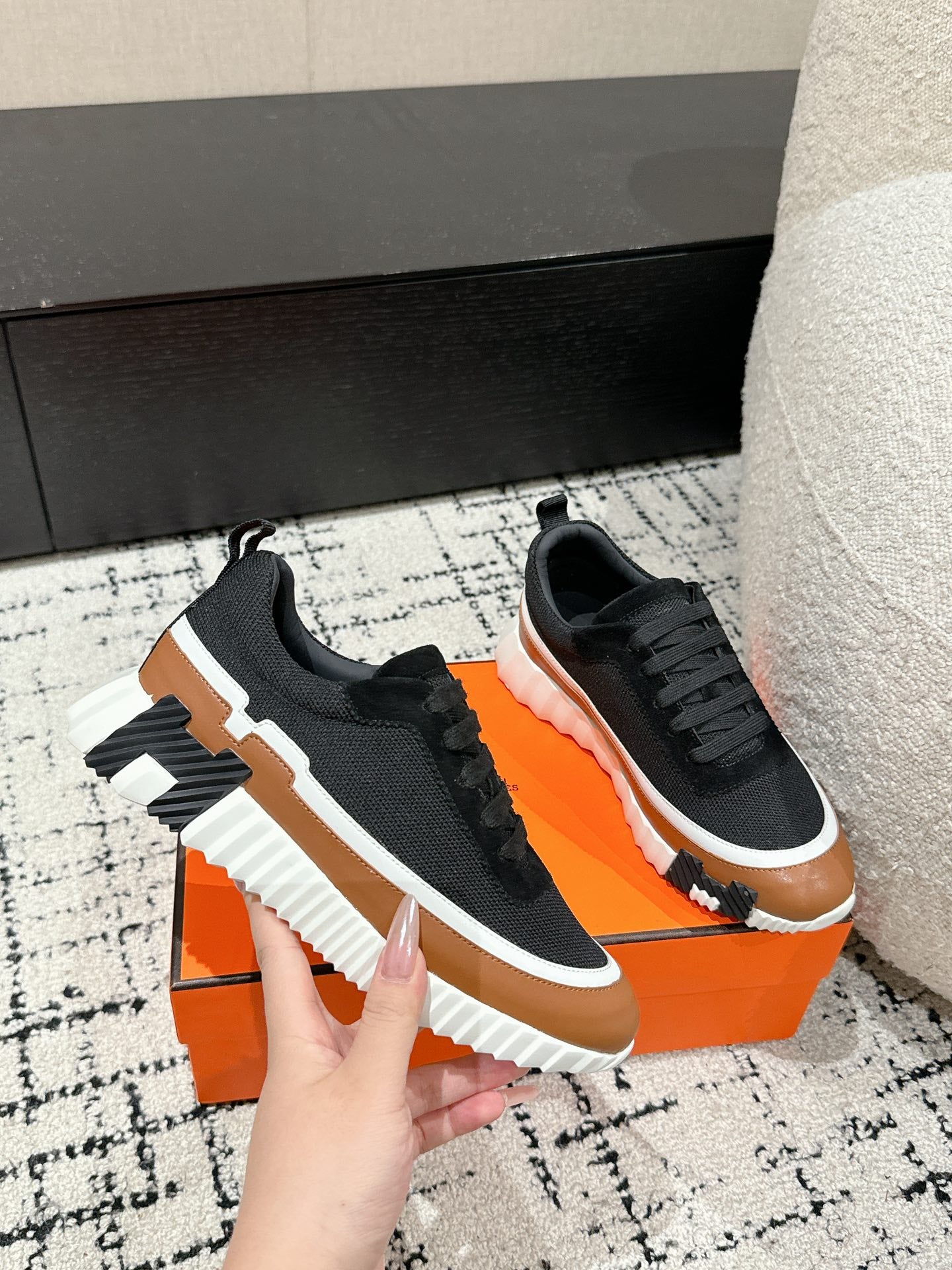 HERMES BOUNCING SNEAKER IN BRONZE BROWN CALFSKIN AND BLACK FABRIC