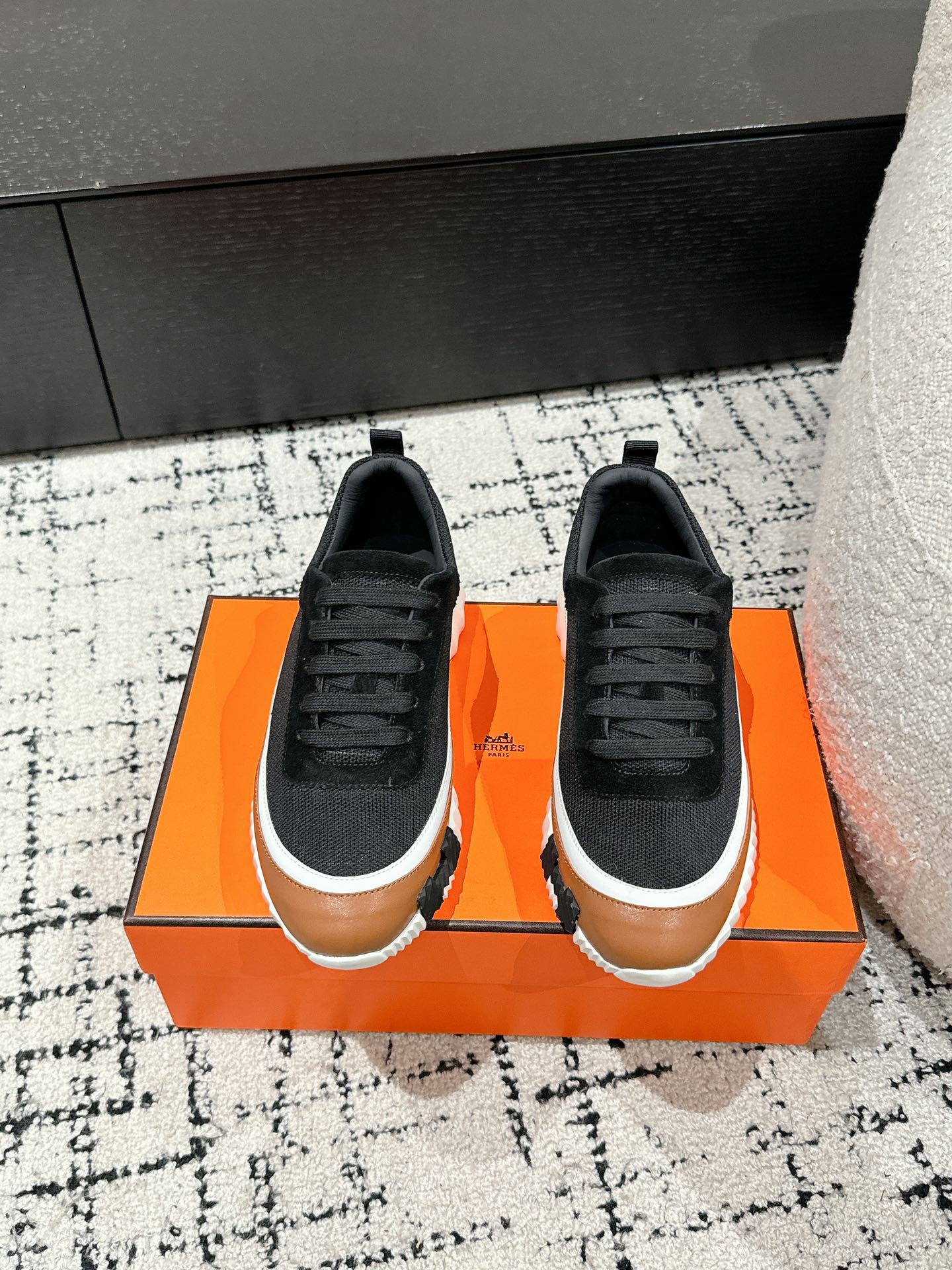HERMES BOUNCING SNEAKER IN BRONZE BROWN CALFSKIN AND BLACK FABRIC