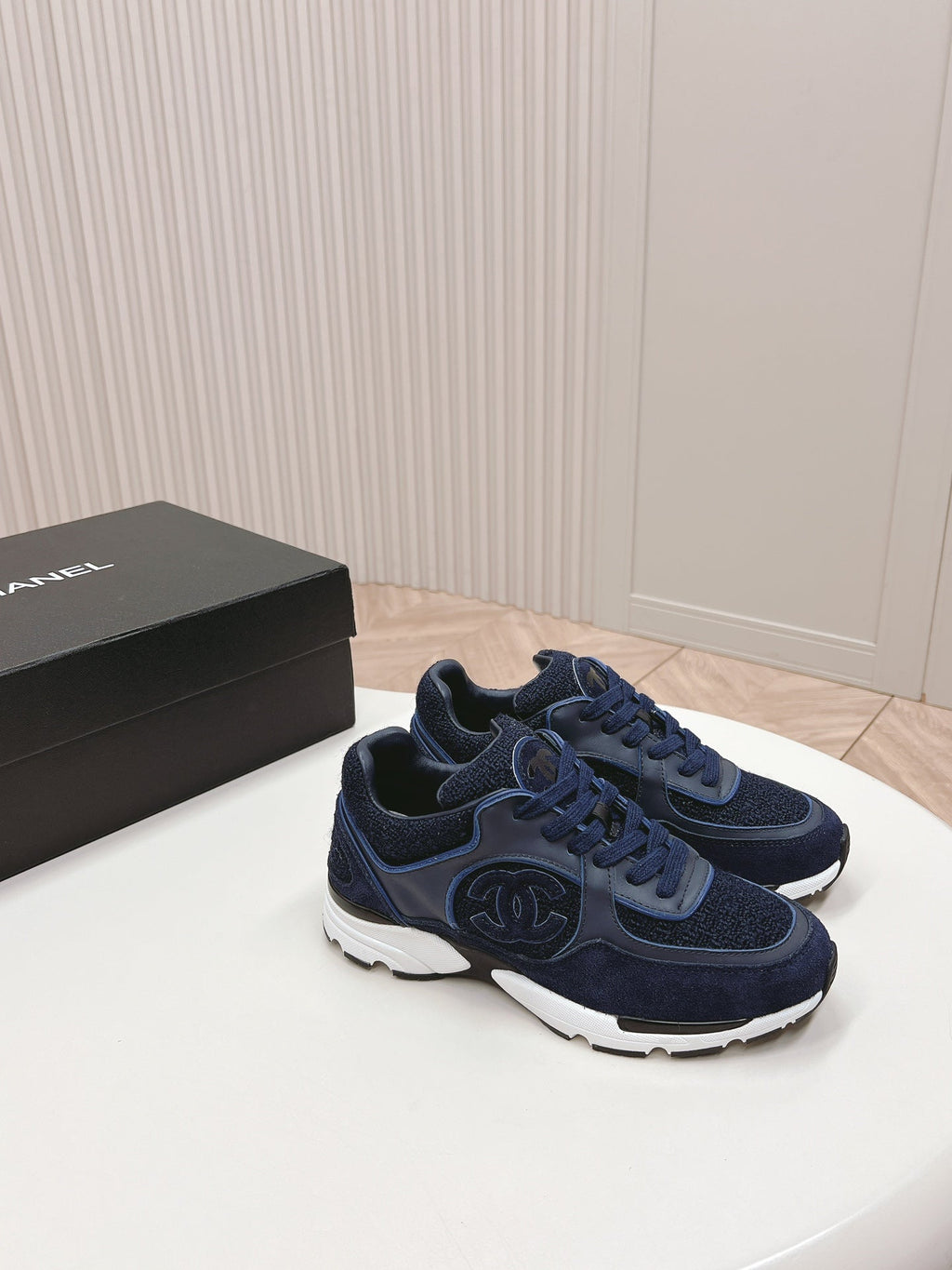 CHANEL TRAINERS IN MIDNIGHT BLUE SUEDE AND CALFSKIN