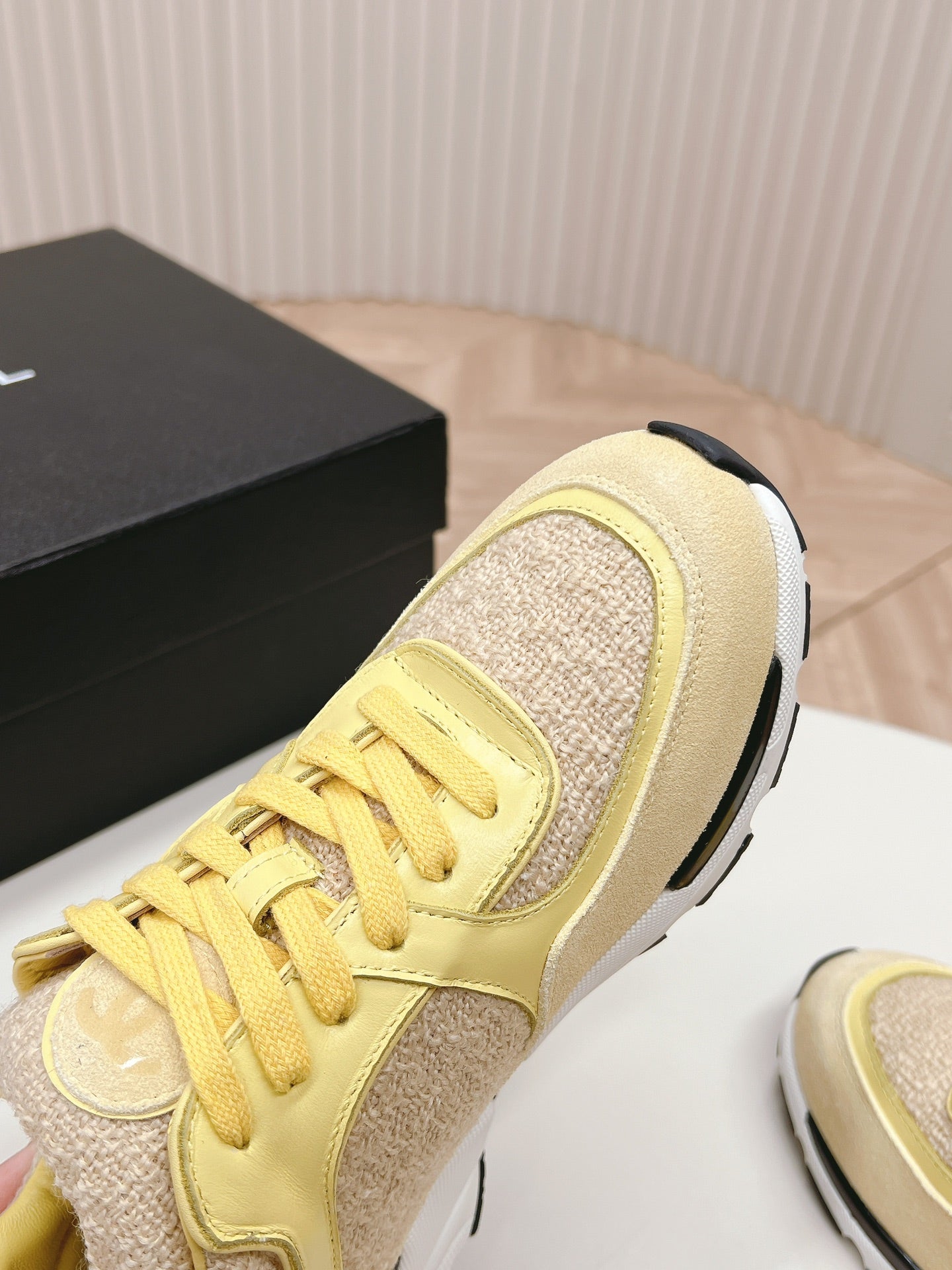 CHANEL TRAINERS IN LIGHT YELLOW SUEDE AND CALFSKIN