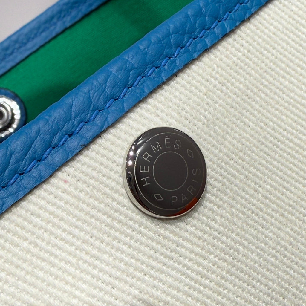 HERMES GARDEN PARTY 30CM IN WHITE TOILETS COTTON CANVAS AND BLUE CALFSKIN GREEN ON SIDE OTHER
