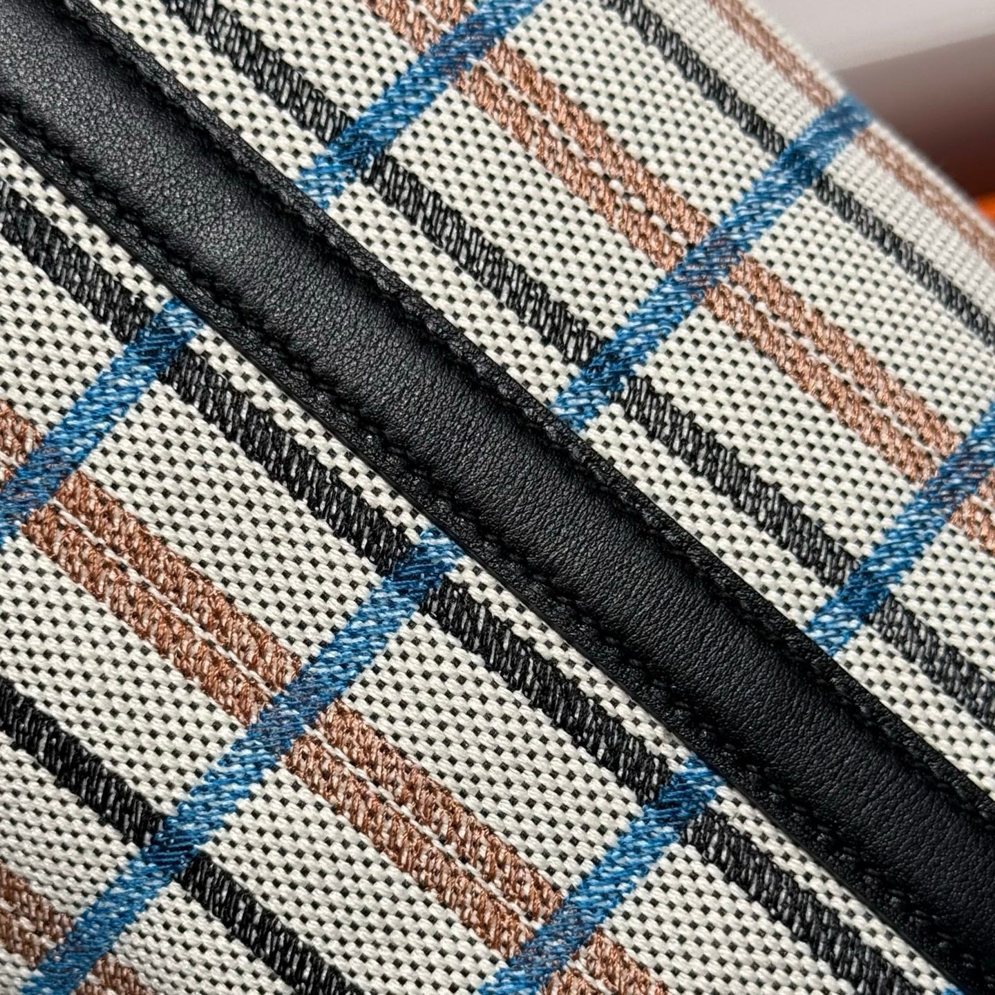 HERMES PICOTIN LOCK 18 BAG IN BLACK CALFSKIN ÉCRU/NOIR/FAUVE/NOIR/BLEU ZANZIBAR EMBROIDERY PLAID CANVAS