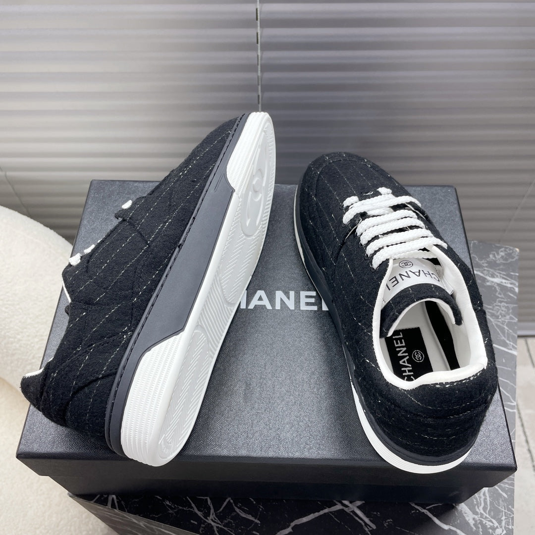 CHANEL TRAINER SHOES IN BLACK WOOL FABRIC