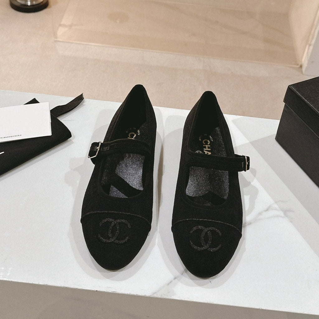 CHANEL mary jane flat black corduroy