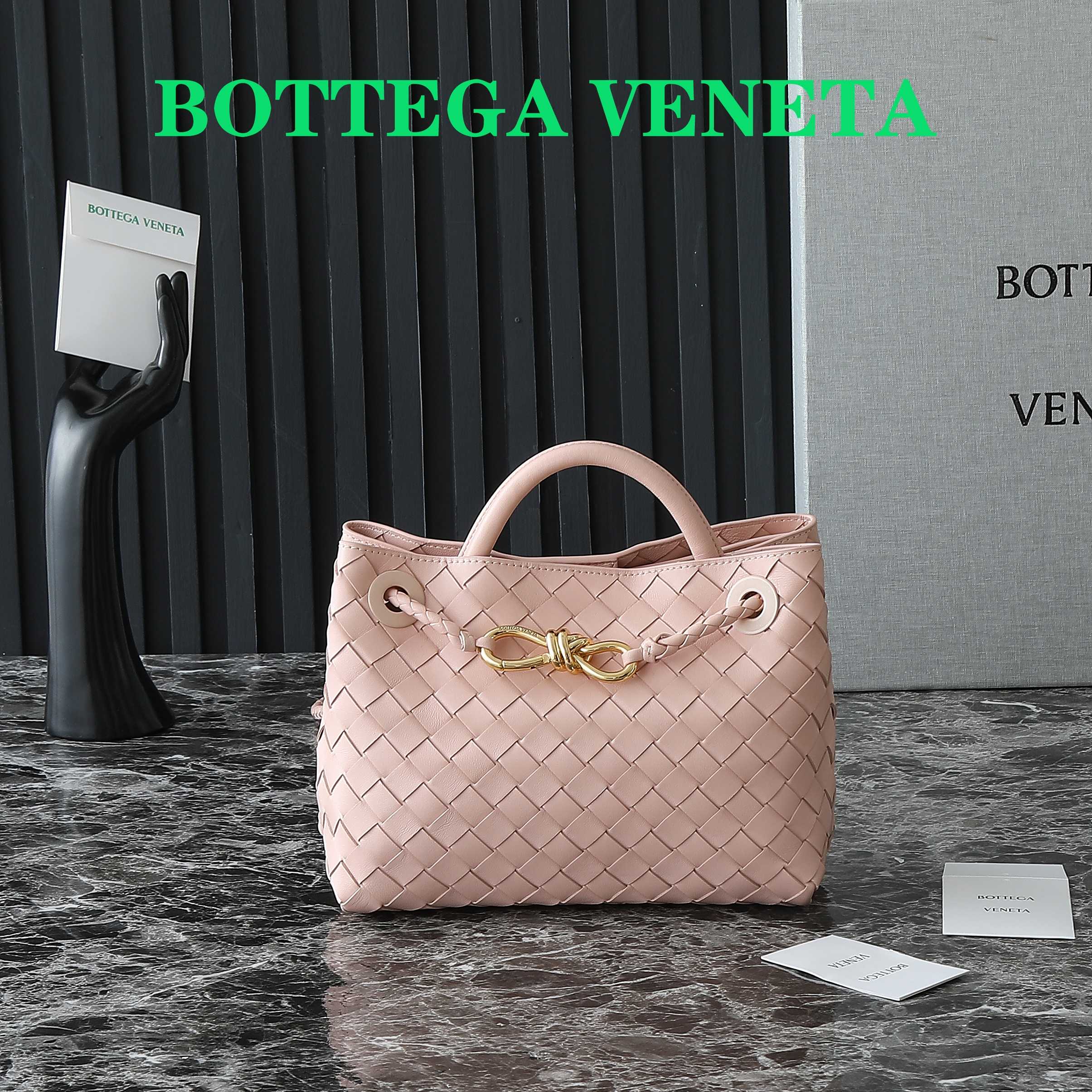 BOTTEGA VENETA SMALL ANDIAMO 25 IN LIGHT PINK LAMBSKIN