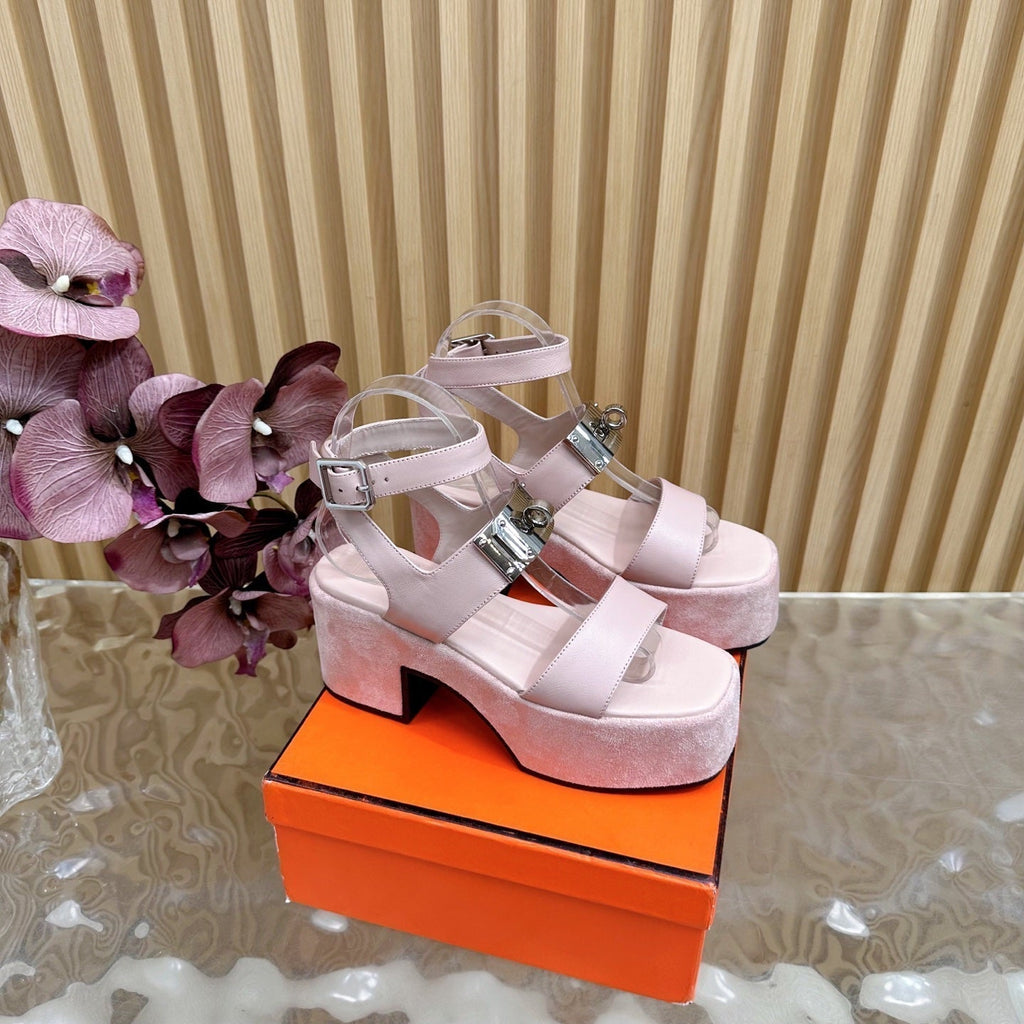 HERMES 25S CLASSIC WEDGE SANDALS 70 MM IN LIGHT PINK LAMBSKIN WITH SILVER HARDWARE