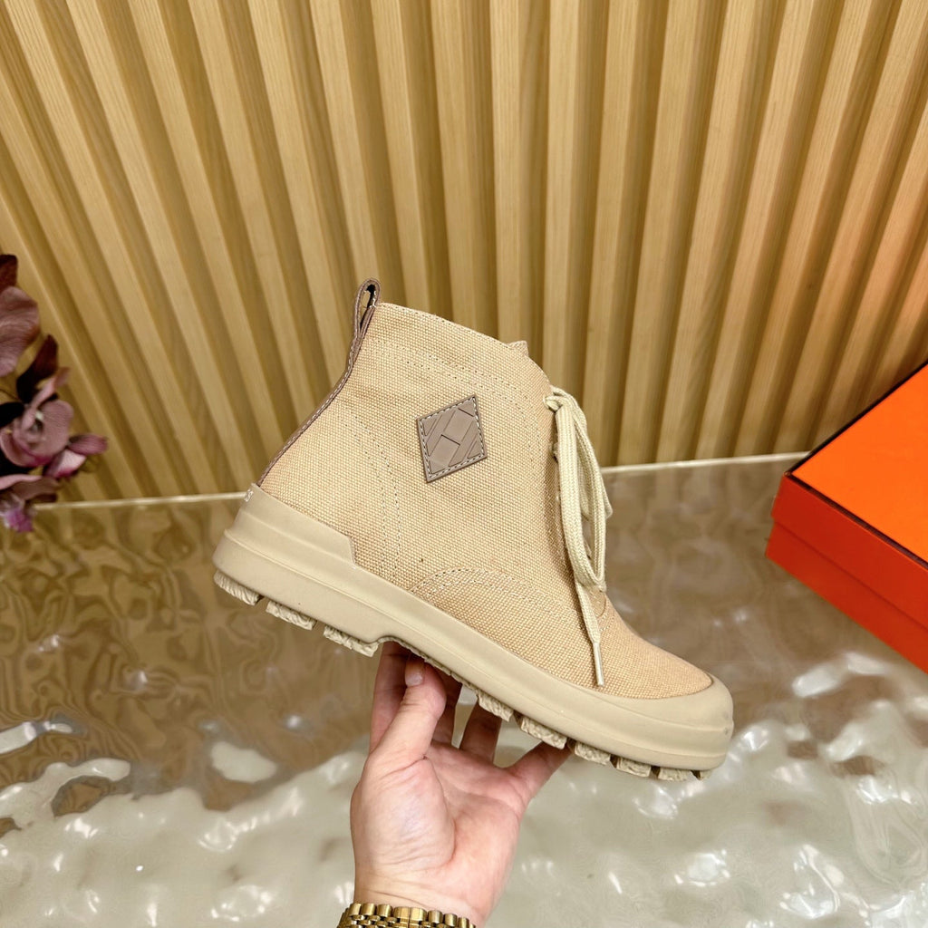 HERMES 25S KOOLER ANKLE BOOTS IN BEIGE CANVAS