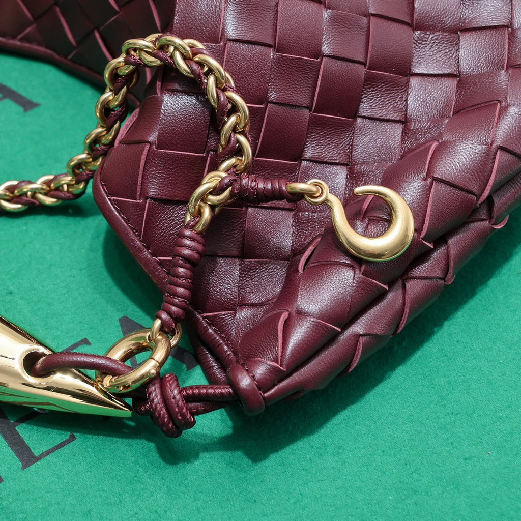 BOTTEGA VENETA SARDINE 33 WITH CHAIN IN BAROLO LAMBSKIN