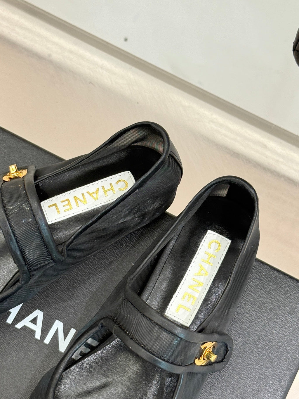 CHANEL FLAT SHOES IN BLACK MESH MIX LAMBSKIN