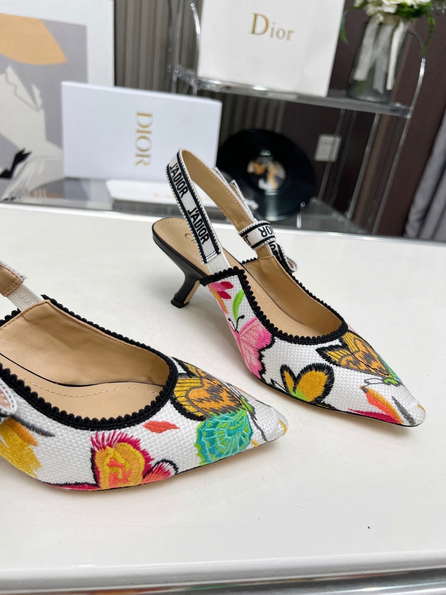 DIOR J'A SLINGBACK PUMP COLORFUL NATURAL RAFFIA AND EMBROIDERED COTTON 65 MM 130844