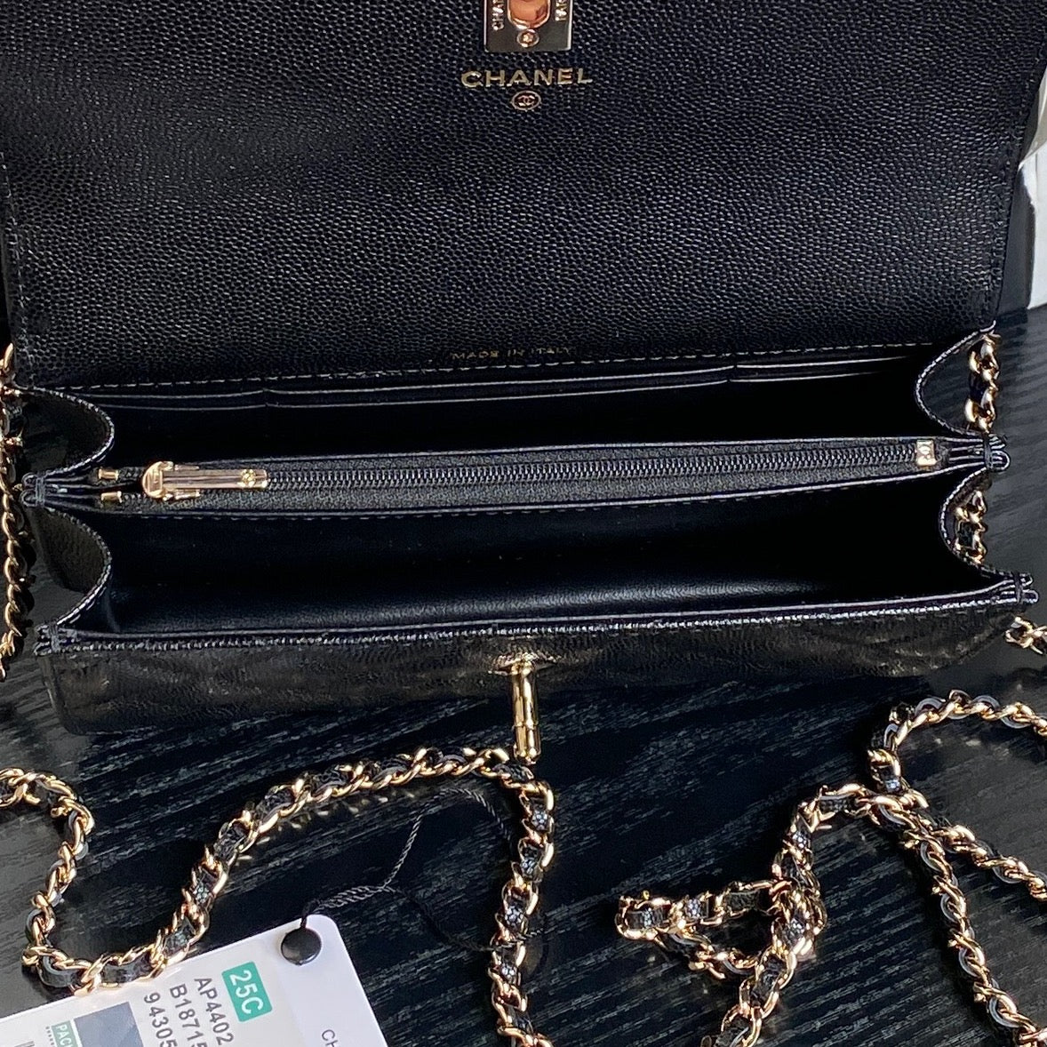 CHANEL 25C FLAP BAG 18 IN BLACK SHINY GRAINED CALFSKIN GOLD HARDWARE