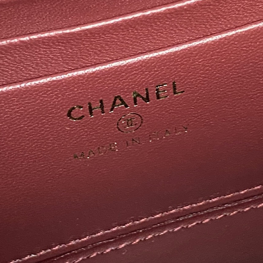 CHANEL 25S VANITY BAG 17 IN DARK RED LAMBSKIN WITH GOLD HARDWARE