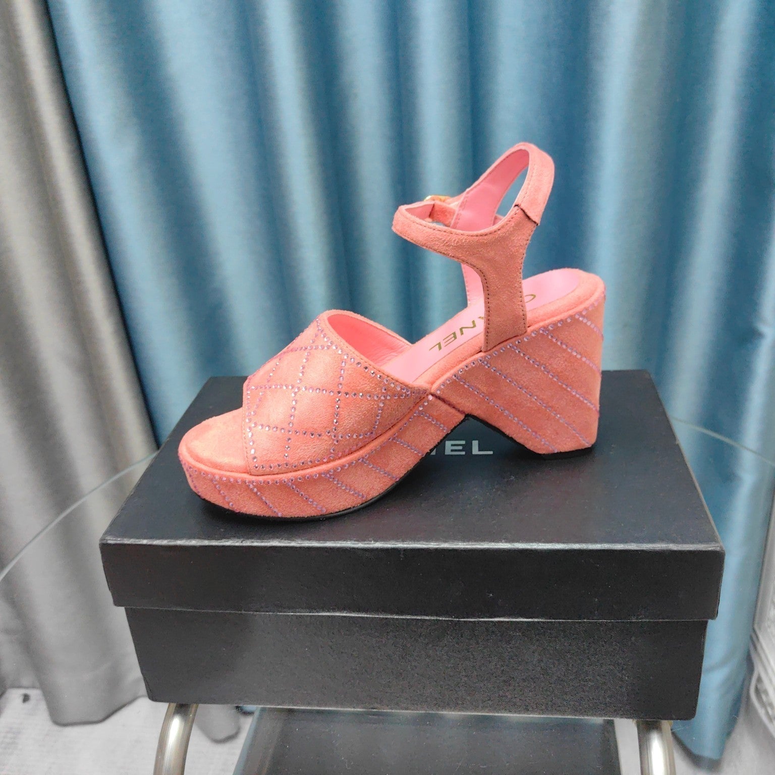 CHANEL THICK-SOLED WEDGE SANDALS IN LIGHT PINK SUEDE