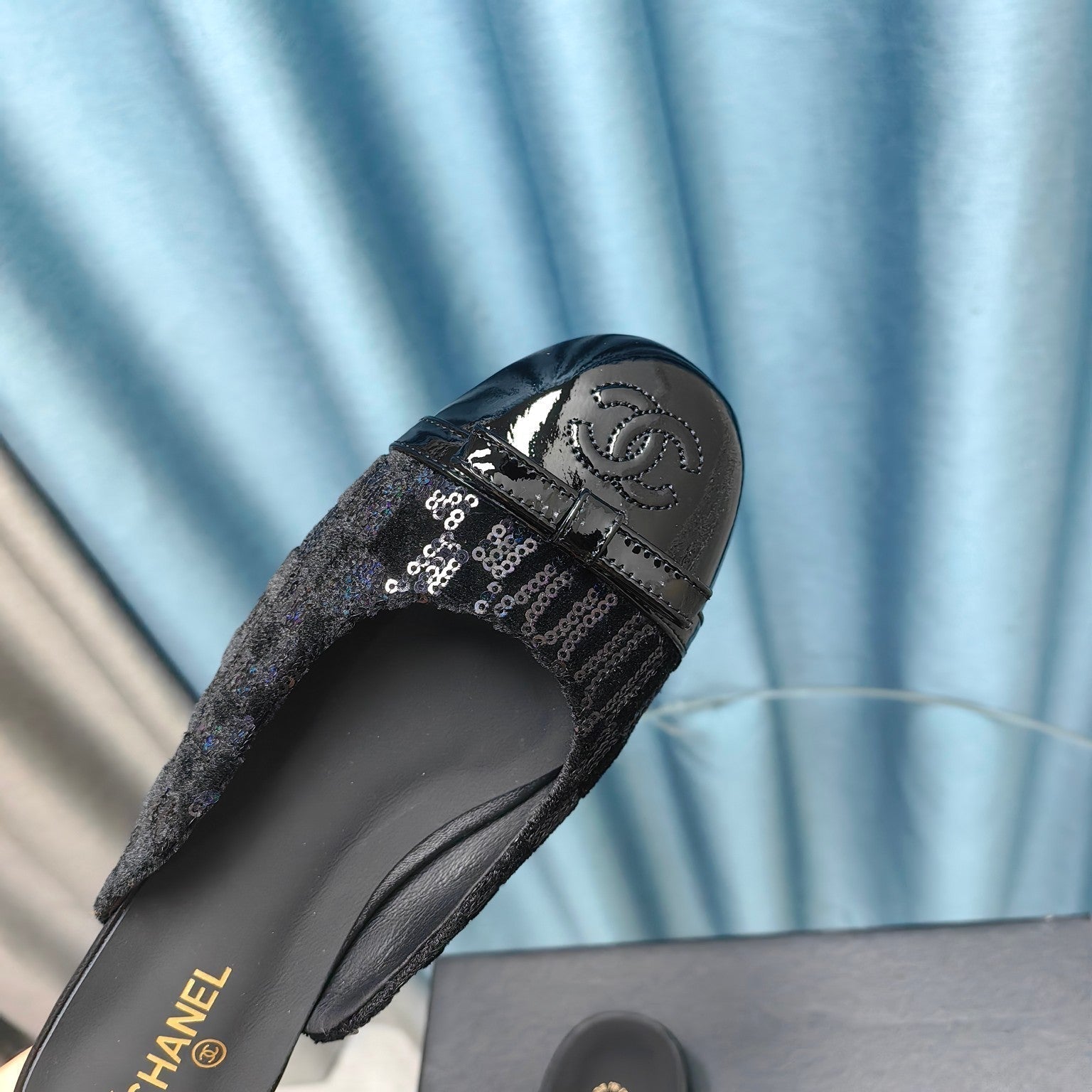 CHANEL MULE IN BLACK SATIN AND LAMBSKIN