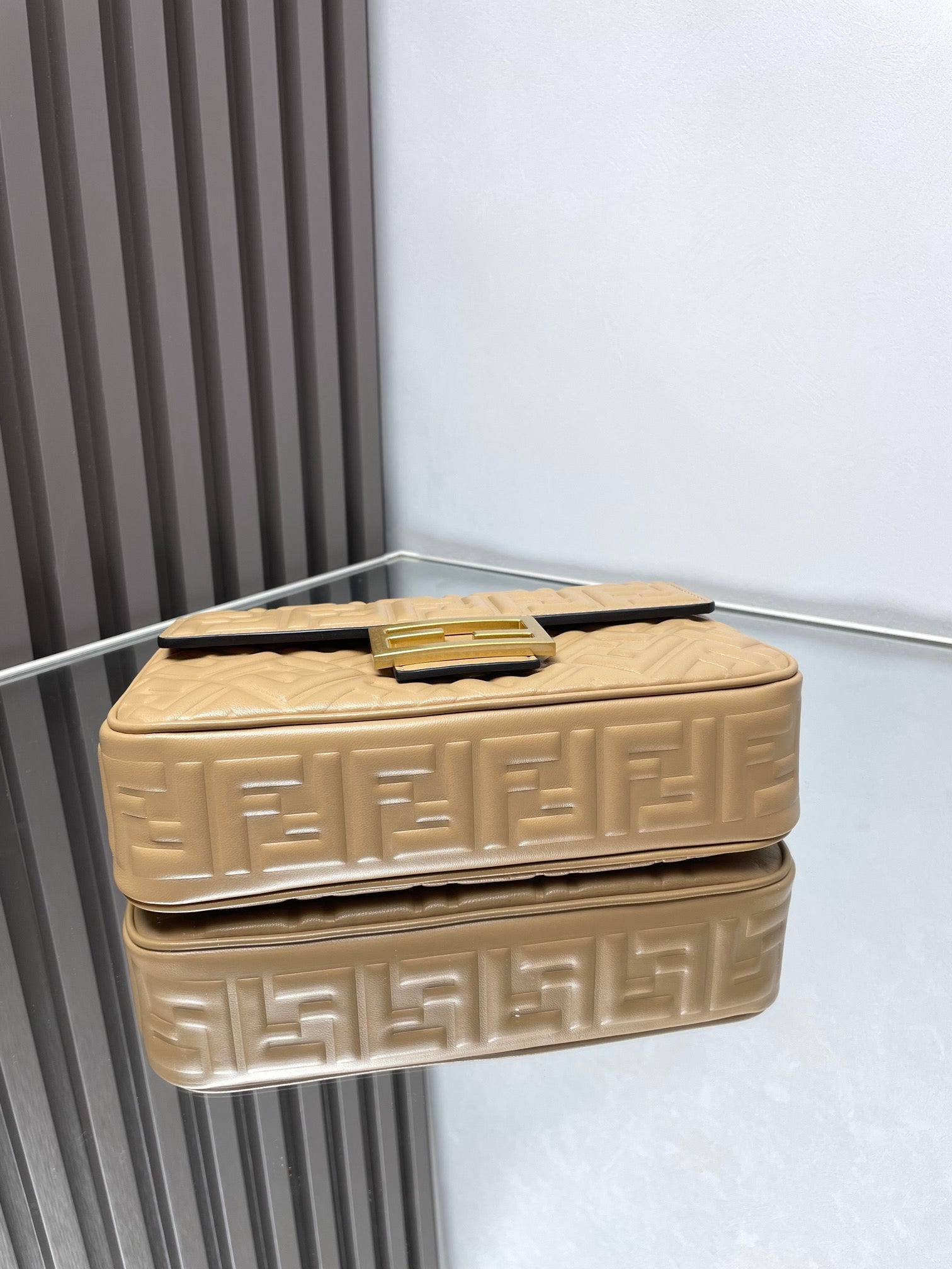 Fend Baguette 24 Bag With FF Motif Beige Leather Ghw