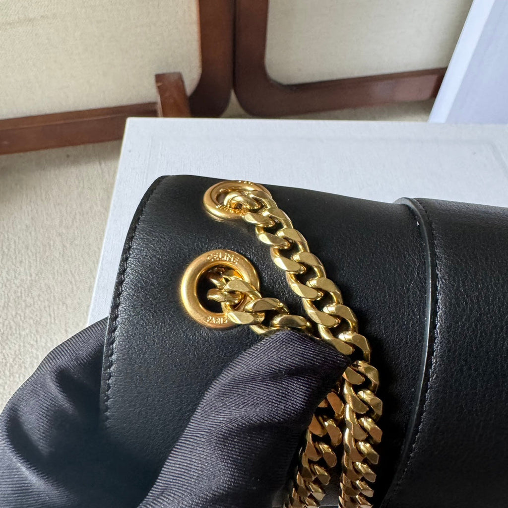 CELINE MEDIUM  VICTOIRE BAG 25 IN BLACK CALFSKIN GOLDEN HARDWARE